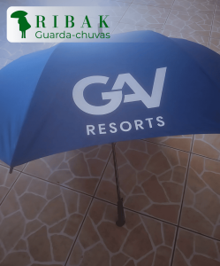 Guarda-Chuvas e Ombrelones Personalizados: Brindes Estratégicos e de Alto Valor para Empresas